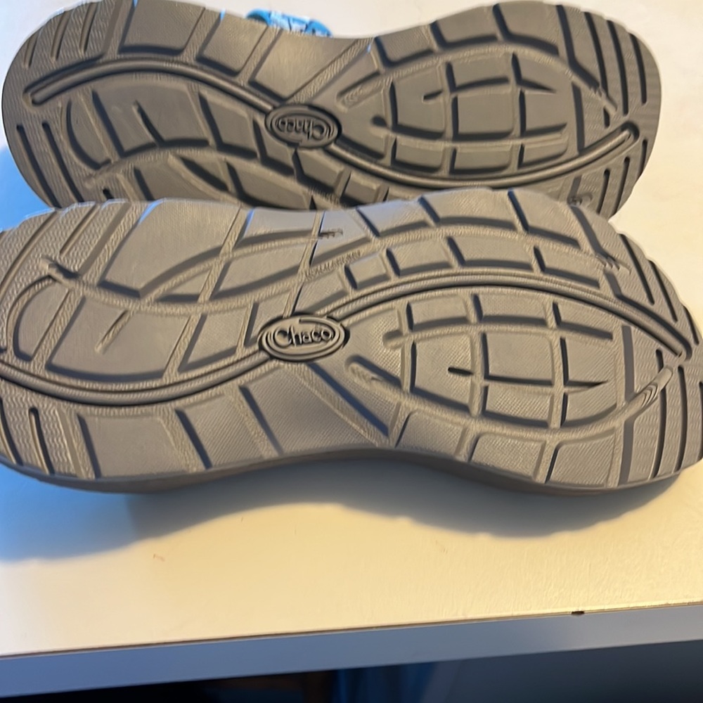 Chacos - Picture 3 of 3